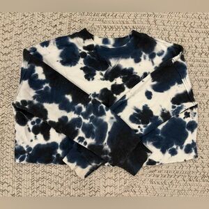 Colsie Monochrome Tie-Dye Pullover